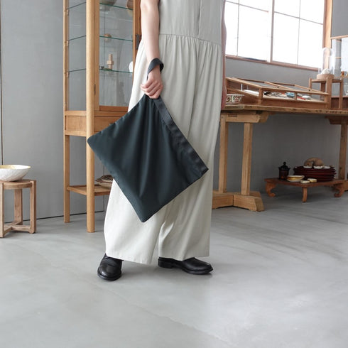 leaf handle pouch _ no.3 / nylon twill